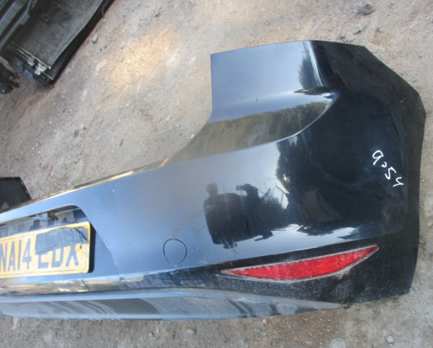 2014 GENUINE VW GOLF MK7 REAR BUMPER COMPLETE - Image 3