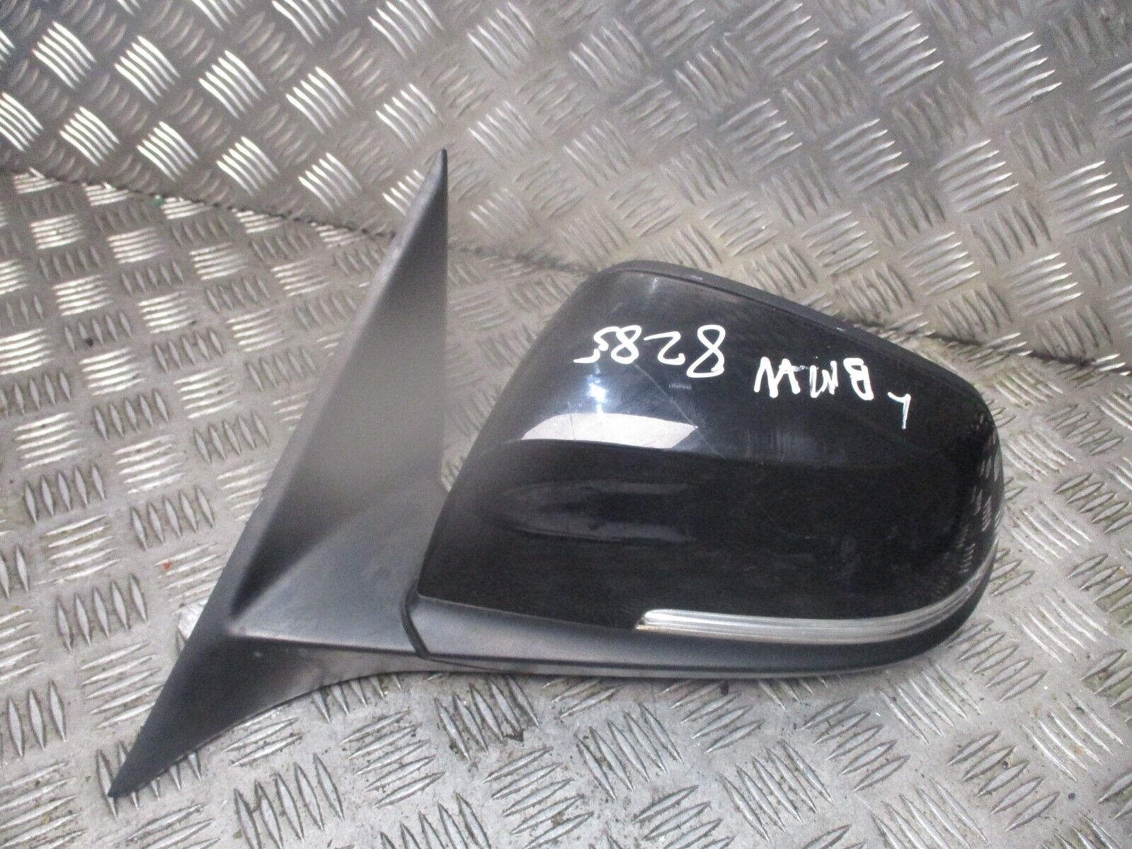 2015 GENUINE BMW 3 FRONT LEFT PASSENGER SIDE DOOR WING MIRROR E1021185 - Image 2
