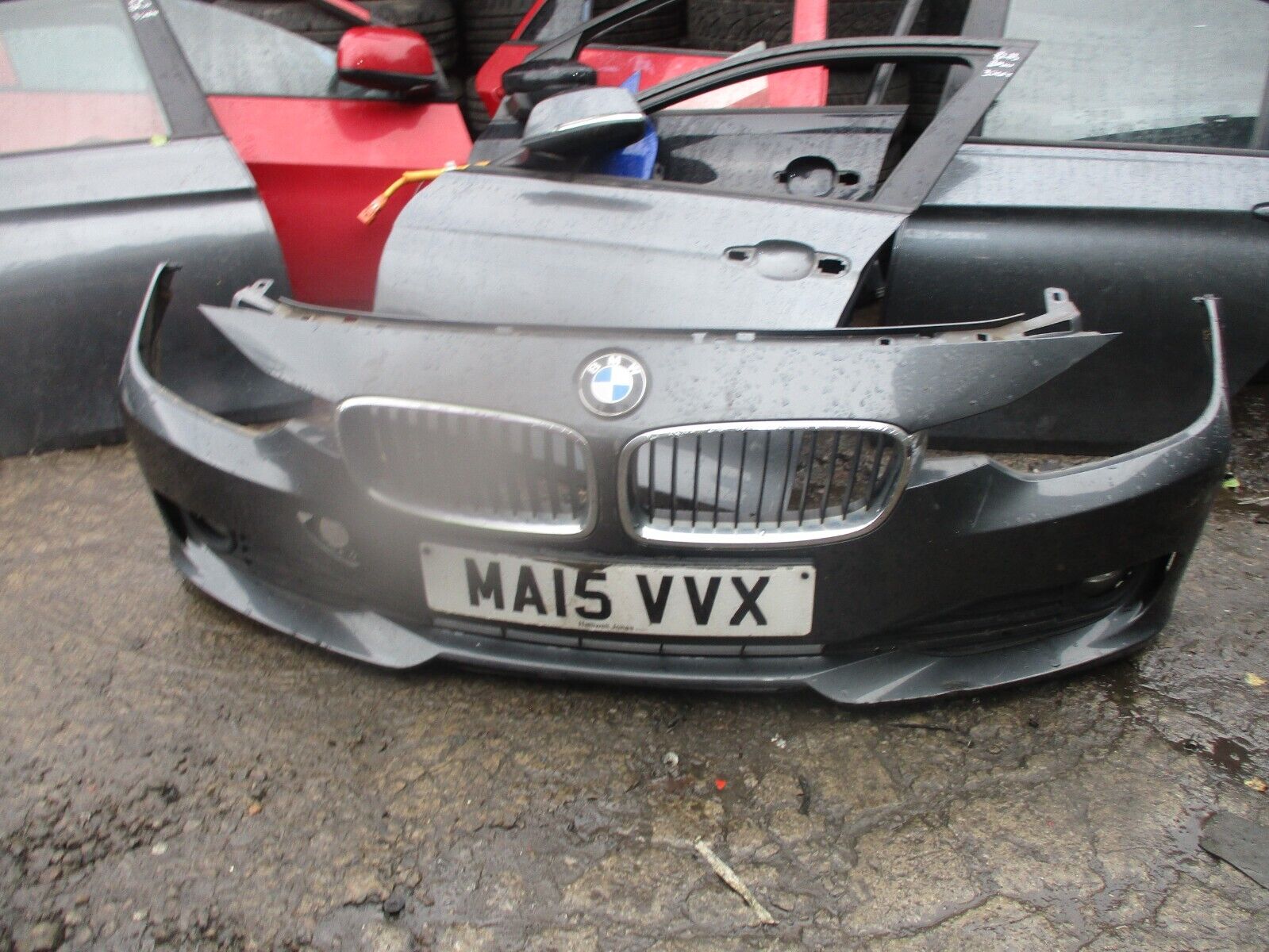 2015 GENUINE BMW 3SERIES SALOON FRONT COMPLETE BUMPER - Image 2