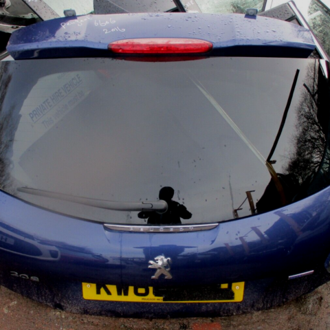 2016 GENUINE PEUGEOT 208 HATCHBACK REAR BARE SHELL TAILGATE BOOTLID