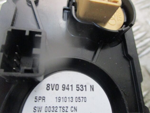 2014 GENUINE AUDI A3 8V HEADLIGHT LAMP AUTO CONTROL SWITCH 8V0941531N - Image 3