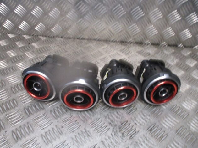 2014 GENUINE AUDI A3 8V FRONT HEATER AC 4 X DASHBOARD AIRVENT 8V0820901
