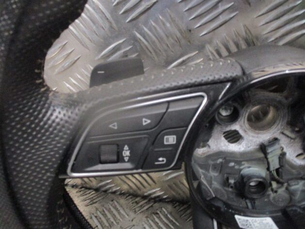 2019 GENUINE AUDI Q2 MULTIFUNCTION STEERING WHEEL WITH PADDLE SHIFTS 81A419091K - Image 4
