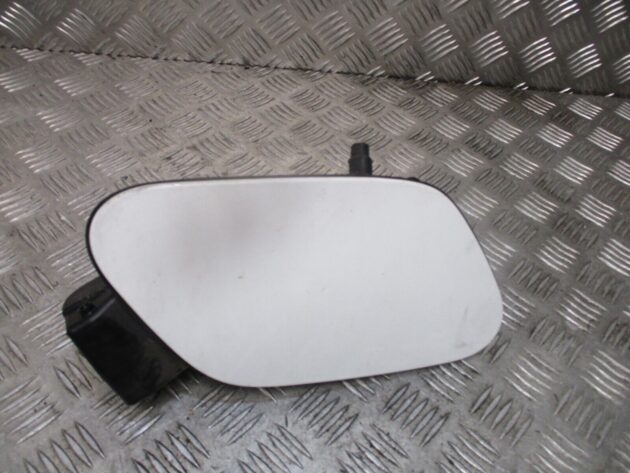 2018 GENUINE VW GOLF MK7 REAR DIESEL FUEL FILLER FLAP CAP - Image 2