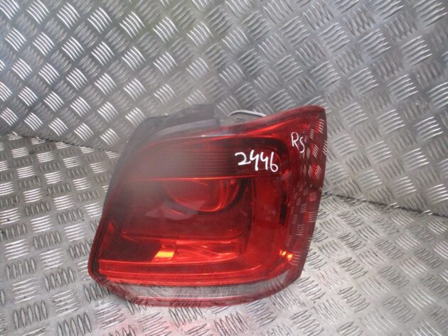 2013 GENUINE VW POLO REAR RIGHT DRIVER SIDE BODY TAILLIGHT LAMP OSR