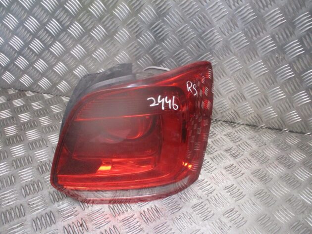 2013 GENUINE VW POLO REAR RIGHT DRIVER SIDE BODY TAILLIGHT LAMP OSR - Image 2