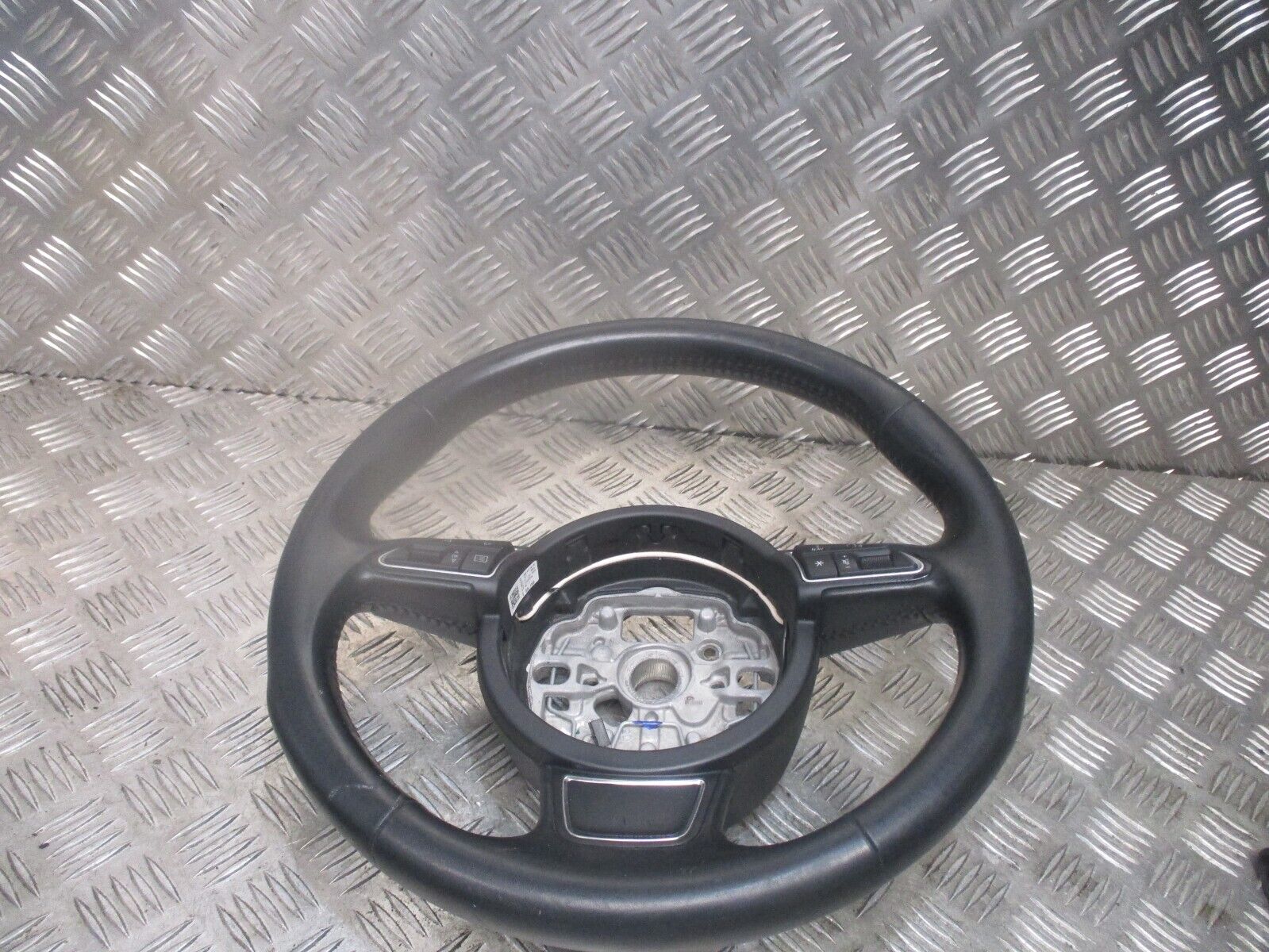 2016 GENUINE AUDI A1 DRIVERS MULTIFUNCTION STEERING WHEEL 4G0419091R