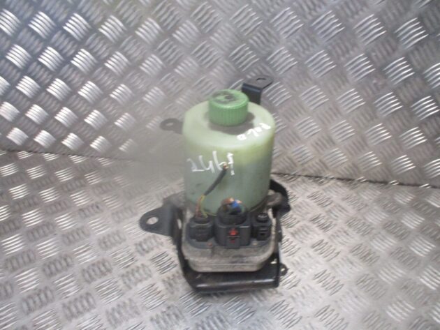 2013 GENUINE VW POLO 6R FRONT POWER STEERING PUMP 6R0423156C