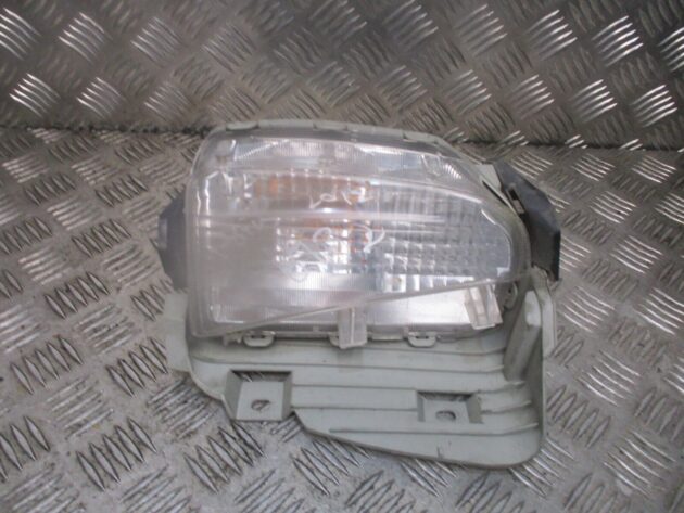 2012 GENUINE TOYOTA PRIUS 1.8 HYBRID FRONT LEFT PASSENGER SIDE FOG LIGHT LAMP - Image 2