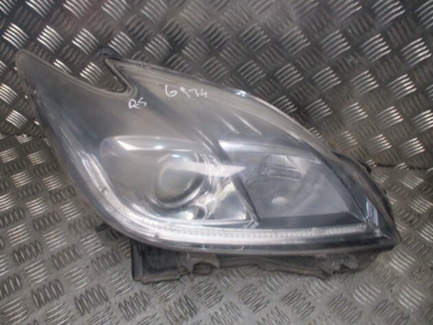2012 GENUINE TOYOTA PRIUS FRONT RIGHT DRIVER SIDE HEADLIGHT LAMP OSF - Image 2