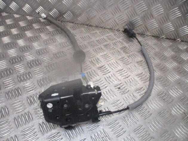2014 GENUINE AUDI A3 8V FRONT LEFT PASSENGER SIDE DOOR LOCK MECHANISM 8X2837015B - Image 3