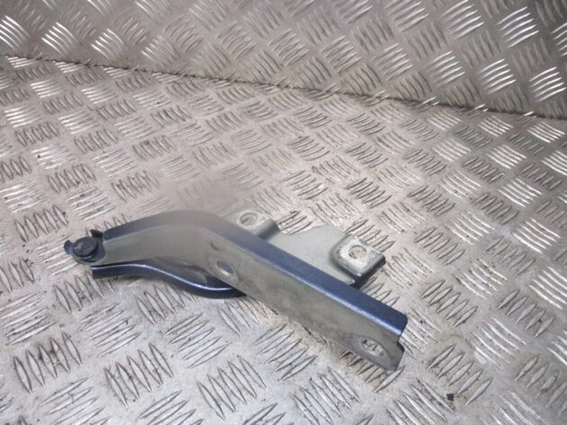 2017 GENUINE VW PASSAT B8 FRONT LEFT PASSENGER SIDE BONNET HINGE 3G0823301 - Image 3