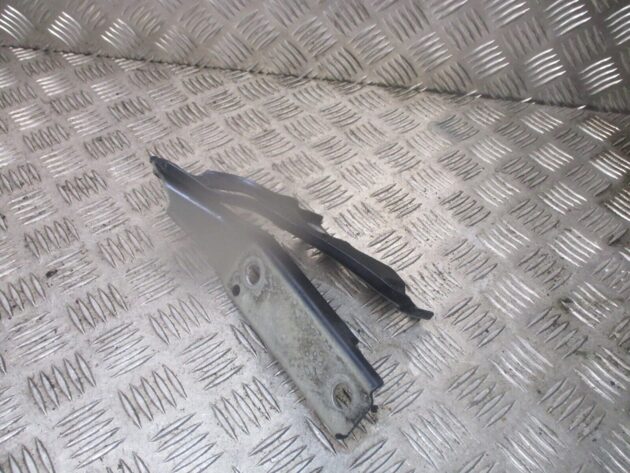 2017 GENUINE VW PASSAT B8 FRONT RIGHT DRIVER SIDE BONNET HINGE 3G0823302 - Image 3