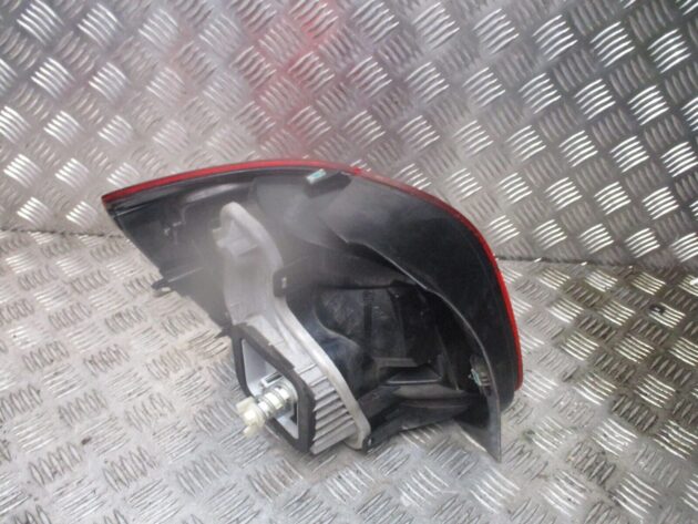 2013 GENUINE VW POLO REAR RIGHT DRIVER SIDE TAILLIGHT LAMP - Image 3