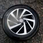 2015 GENUINE VW GOLF MK7 16'' INCH ALLOY WHEEL TYRE 205/55 R16 5G0601025DM