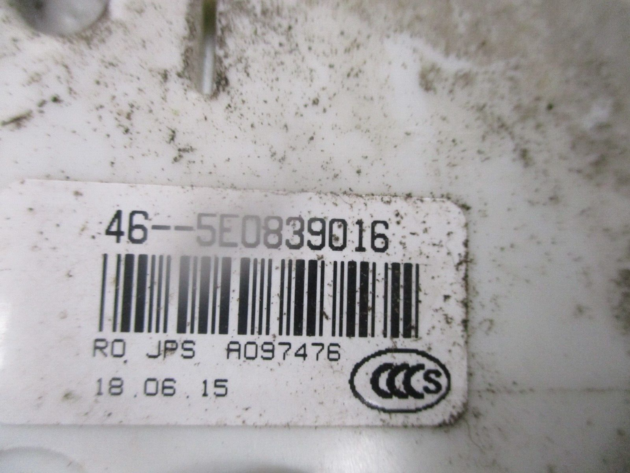 2016 VW PASSAT B8 ESTATE REAR RIGHT DRIVER SIDE DOOR LOCK MECHANISM 5E0839016 - Image 2