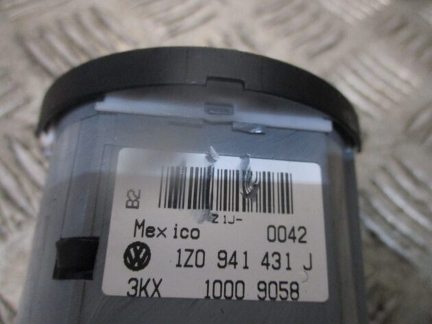 2012 GENUINE SKODA OCTAVIA HEADLIGHT ADJUSTER CONTROL SWITCH 1Z0941431J - Image 3