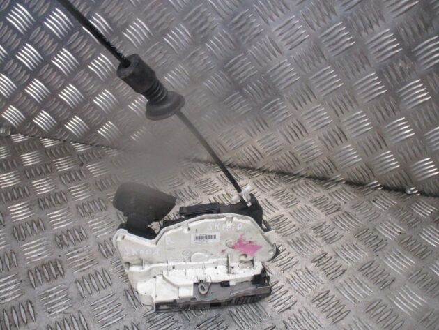 2013 GENUINE SKODA RAPID REAR RIGHT DRIVER SIDE DOOR LOCK MECHANISM 5E0839016 - Image 2