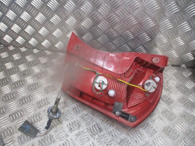 2013 GENUINE KIA PICANTO REAR LEFT PASSENGER SIDE BODY TAILLIGHT LAMP 924011Y0 - Image 3