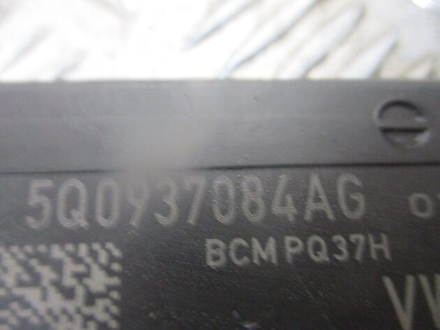 2015 GENUINE AUDI A3 8V BCM BODY CONTROL MODULE UNIT 5Q0937084AG - Image 2