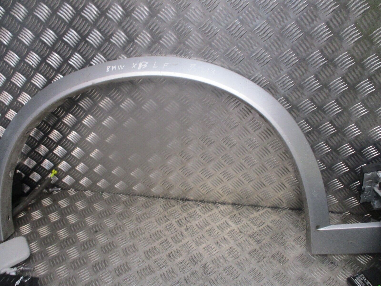 2016 GENUINE BMW X3 FRONT LEFT PASSENGER SIDE WHEEL ARCH TRIM 8050455 - Image 2