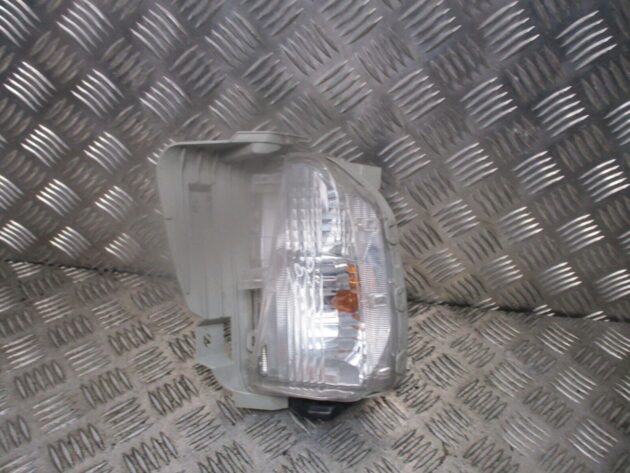 2012 GENUINE TOYOTA PRIUS FRONT RIGHT DRIVER SIDE FOG LIGHT LAMP - Image 2