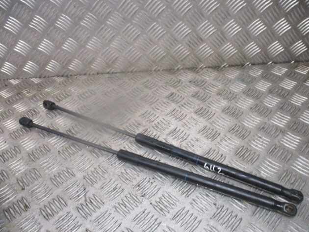 2015 GENUINE AUDI A3 8V 3DR REAR TAILGATE BOOTLID GAS STRUTS 8V3827552
