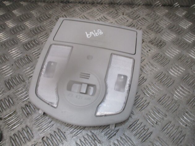 2012 GENUINE TOYOTA PRIUS FRONT INTERIOR ROOF READING LIGHT LAMP - Image 2