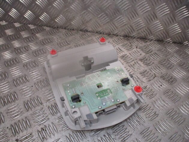 2012 GENUINE TOYOTA PRIUS FRONT INTERIOR ROOF READING LIGHT LAMP - Image 3
