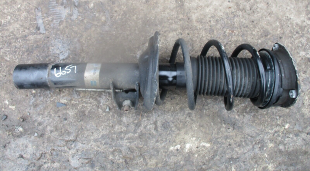 2016 GENUINE VW PASSAT B8 SALOON 2.0TDI FRONT RIGHT DRIVER SIDE SHOCK ABSORBER