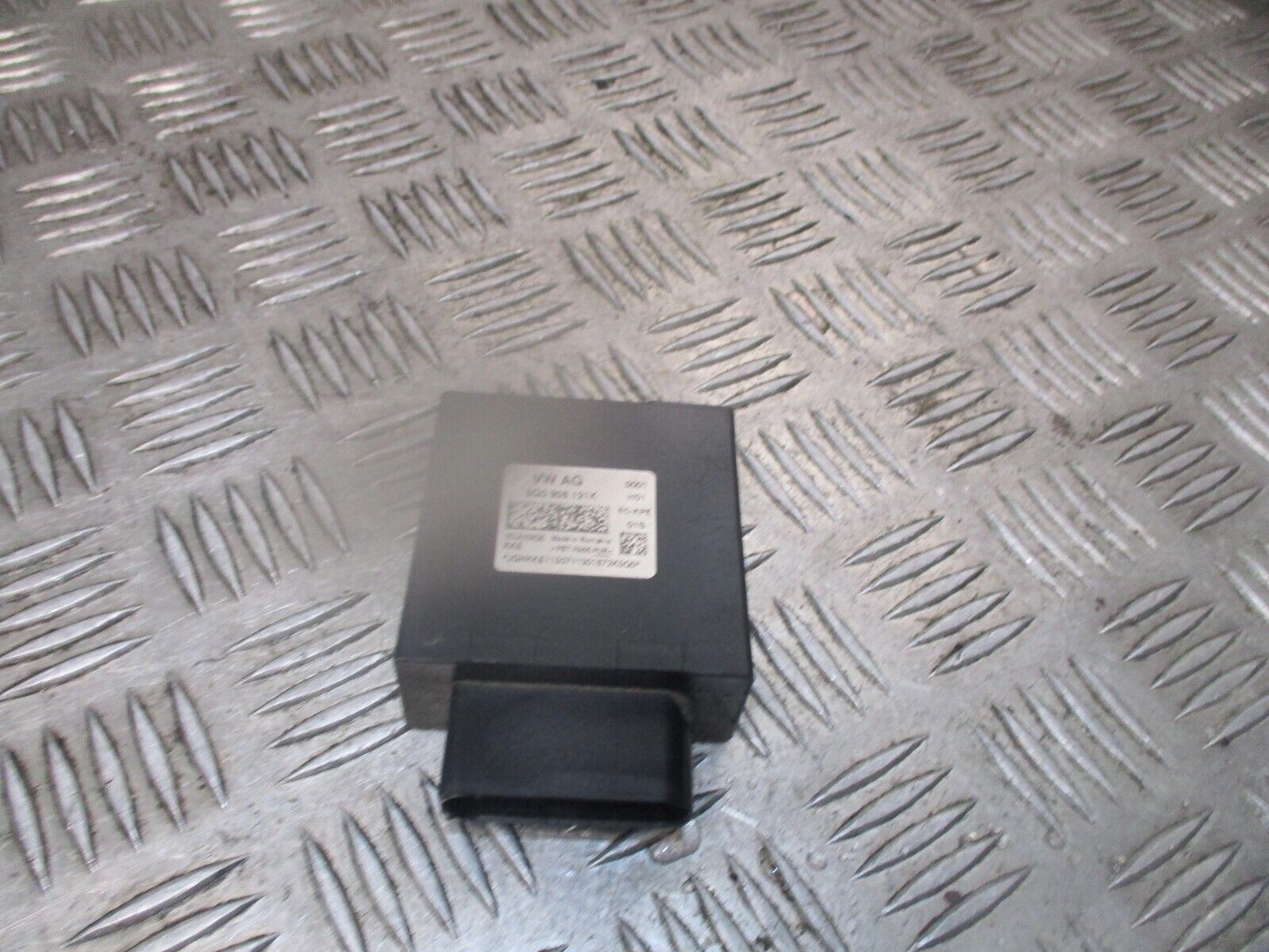 2015 GENUINE VW GOLF MK7 FUEL PUMP CONTROL MODULE UNIT 5Q0906121K