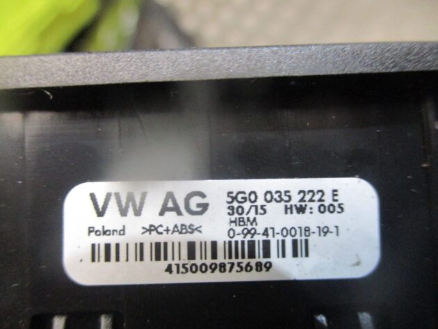 2015 GENUINE VW GOLF MK7 AUX IN USB PORT SOCKET CONNECTION 5G0035222E - Image 4