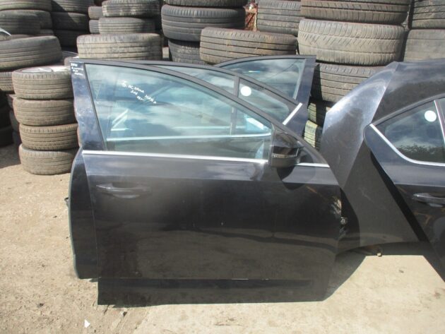 2016 GENUINE SKODA OCTAVIA HATCHBACK FRONT RIGHT DRIVER SIDE BARE SHELL DOOR OSF - Image 2