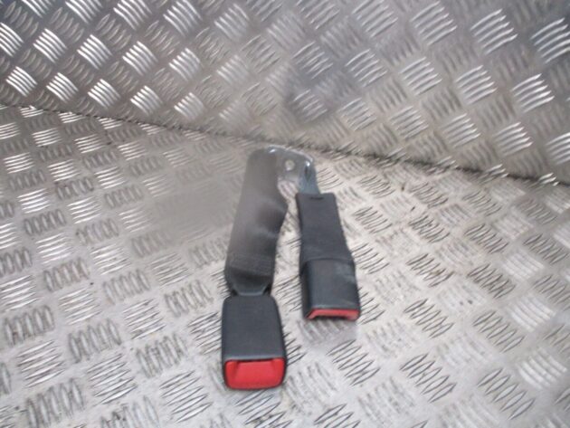 2012 GENUINE TOYOTA PRIUS REAR MIDDLE TWIN SEAT BELT BUCKLE STALK E034601
