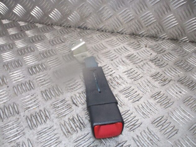 2012 GENUINE TOYOTA PRIUS REAR LEFT PASSENGER SIDE SEAT BELT BUCKLE STALK - Image 3