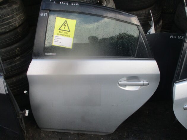 2012 GENUINE TOYOTA PRIUS REAR  LEFT PASSENGER SIDE BARE SHELL DOOR NSR