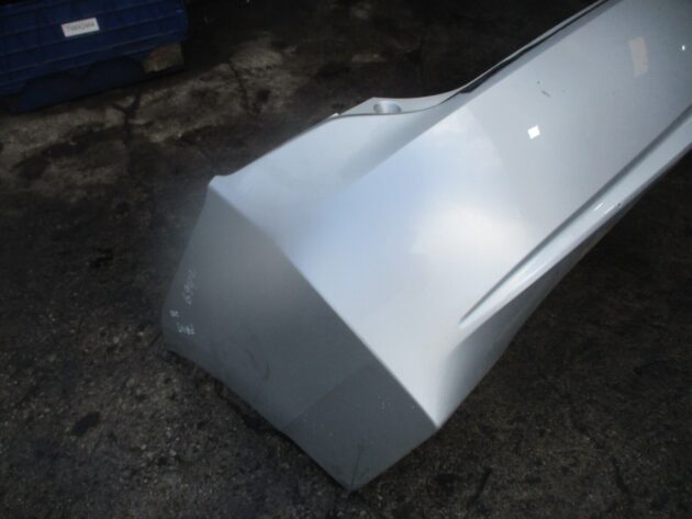 2012 GENUINE TOYOTA PRIUS 1.8 HYBRID REAR COMPLETE BUMPER - Image 4