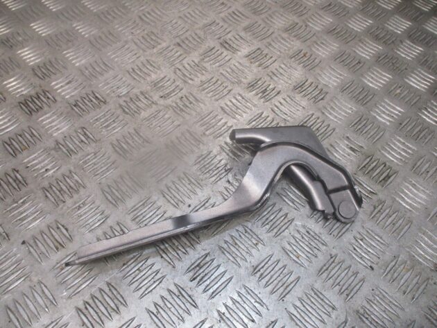 2016 GENUINE SEAT LEON FRONT LEFT PASSENGER SIDE BONNET HINGE 5F0823301B - Image 3