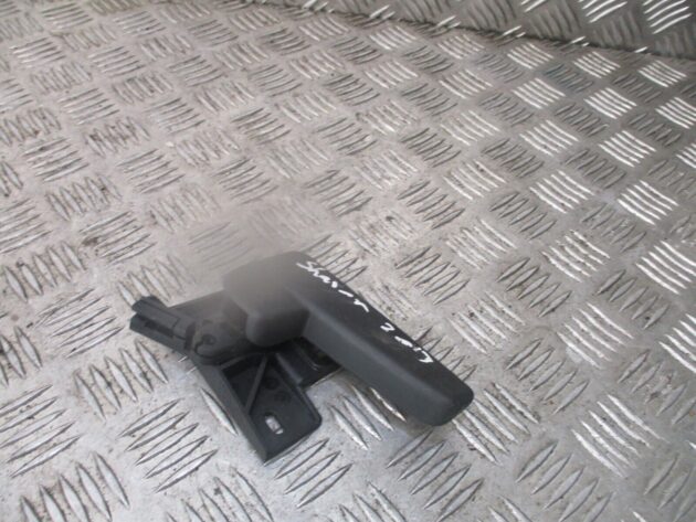 2013 GENUINE VW SHARAN FRONT BONNET LOCK CATCH RELEASE HANDLE BRACKET 3C2823633