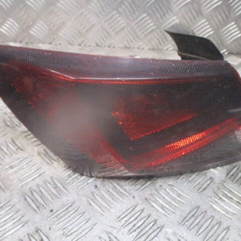 2016 SEAT LEON FR HATCHBACK REAR LEFT PASSENGER SIDE TAILLIGHT LAMP