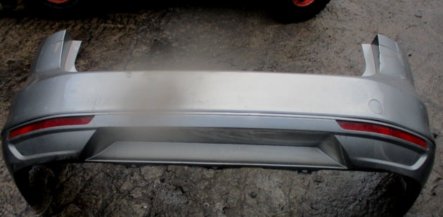 2017 GENUINE VW PASSAT B8 ESTATE REAR COMPLETE BUMPER WITH SENSOR