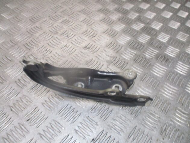 2016 GENUINE SKODA OCTAVIA FRONT LEFT PASSENGER SIDE BONNET HINGE 5E0823301