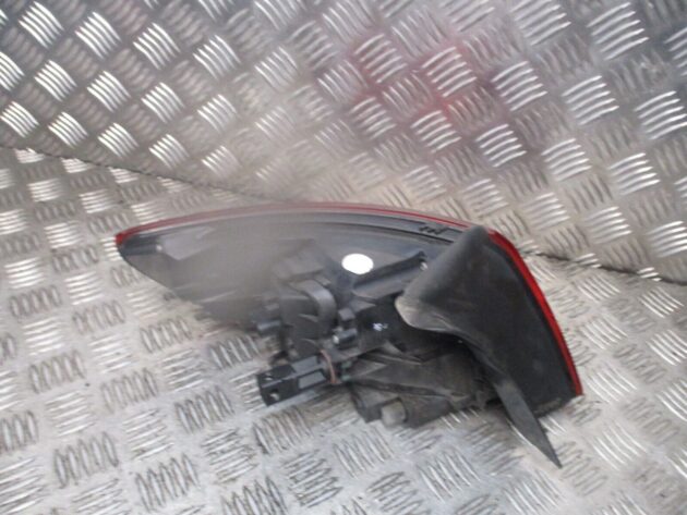 2019 GENUINE AUDI A3 8V HATCHBACK REAR RIGHT DRIVER SIDE BODY LIGHT 8V4945070 - Image 3