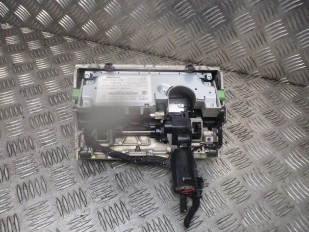 2019 GENUINE AUDI A3 8V MULTIMEDIA FRONT DISPLAY SCREEN UNIT 8V0857273P - Image 4