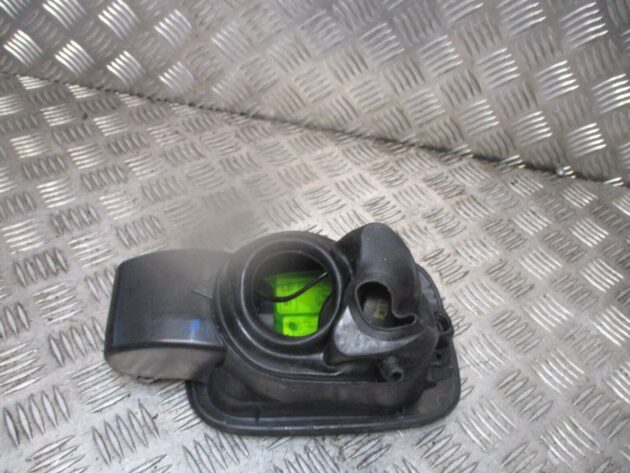 2018 GENUINE SKODA OCTAVIA REAR FUEL FILLER FLAP CAP COVER 5E0809702D - Image 3