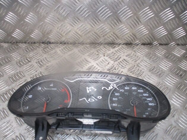 2019 GENUINE AUDI A3 8V SPEEDOMETER INSTRUMENT CLUSTER CLOCK 8V0920951 - Image 2