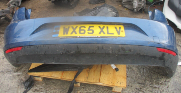 2015 GENUINE SEAT LEON ESTATE REAR BUMPER COMPLETE
