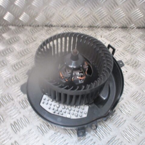 2019 GENUINE AUDI A3 8V  HEATER BLOWER MOTOR FAN 5Q0907521C