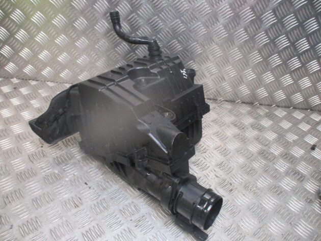 2017 SEAT ATECA 1.6 TDI AIR FILTER BOX MASS FLOW SENSOR 5Q0129607S 5Q0129601AA - Image 4