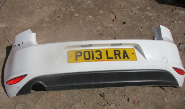 2014 GENUINE VW GOLF MK7 REAR BUMPER COMPLETE
